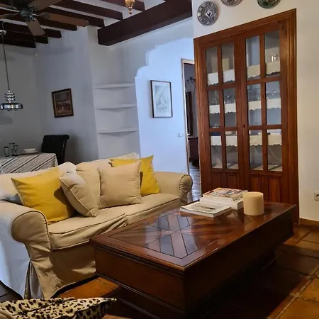 Apartment Rustic Flat In The Old Town In